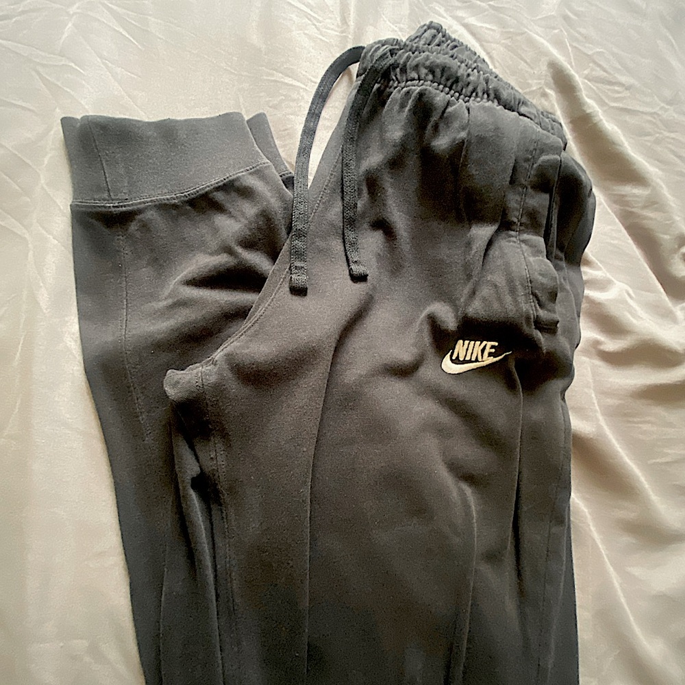 Black Nike Sweatpants S/M